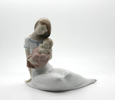 NAO Light of My Days (Girl). Porcelain Mother Figure.